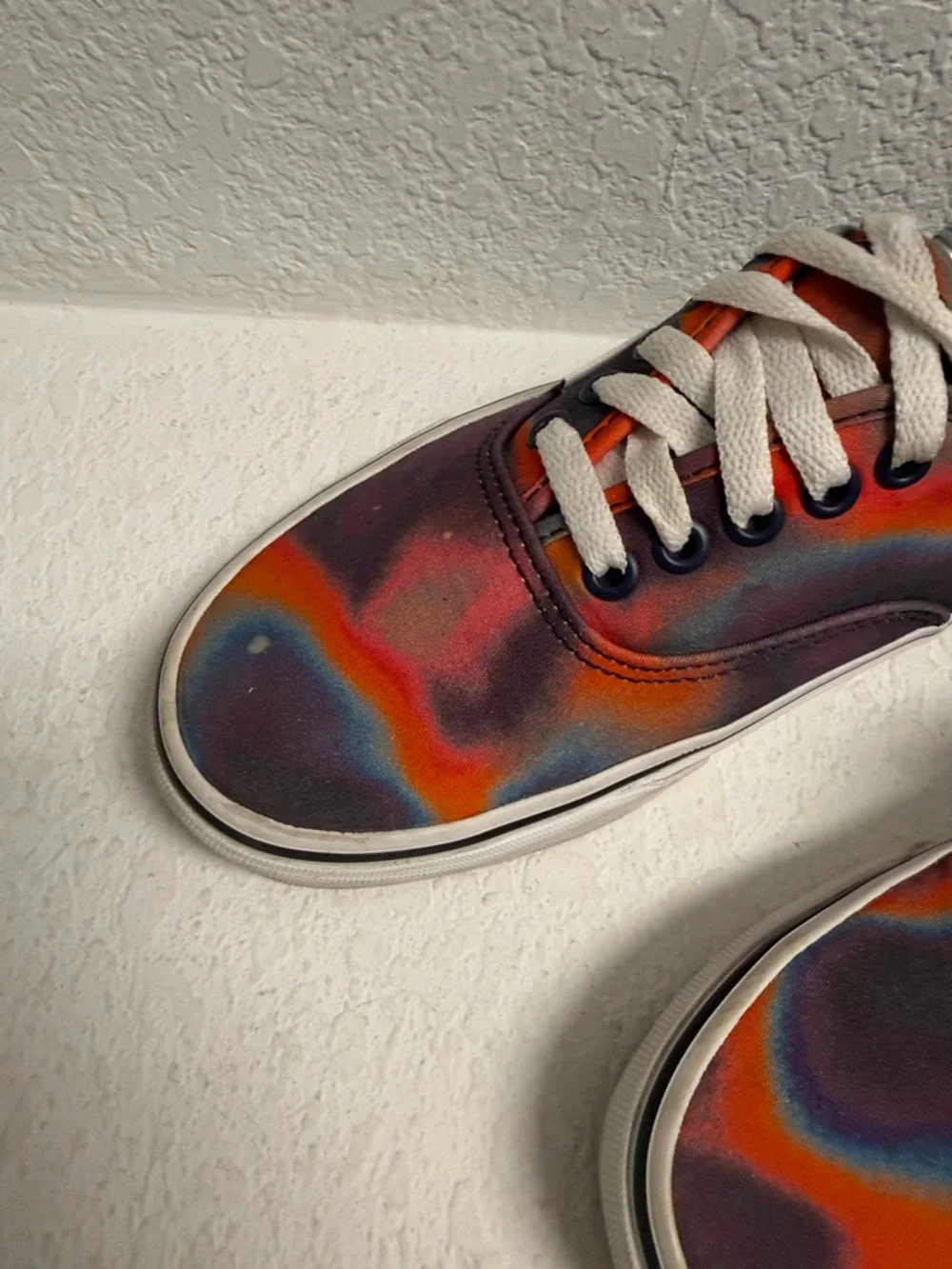 Vans Tie-Dye Low Top Sneakers in Orange, Blue and Purple Unisex M 8 W 9.5 - Picture 3 of 8